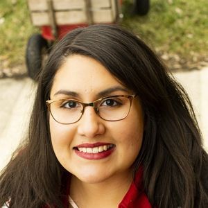 Meet your Posher, Danielle